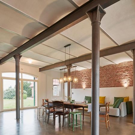 Re~Barn - Modern Country Stay Essel Dış mekan fotoğraf