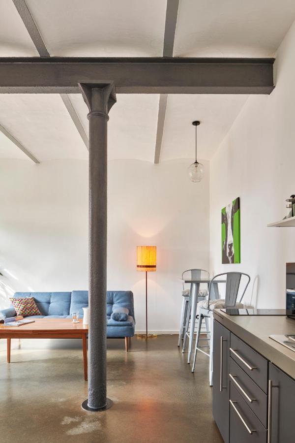 Re~Barn - Modern Country Stay Essel Dış mekan fotoğraf